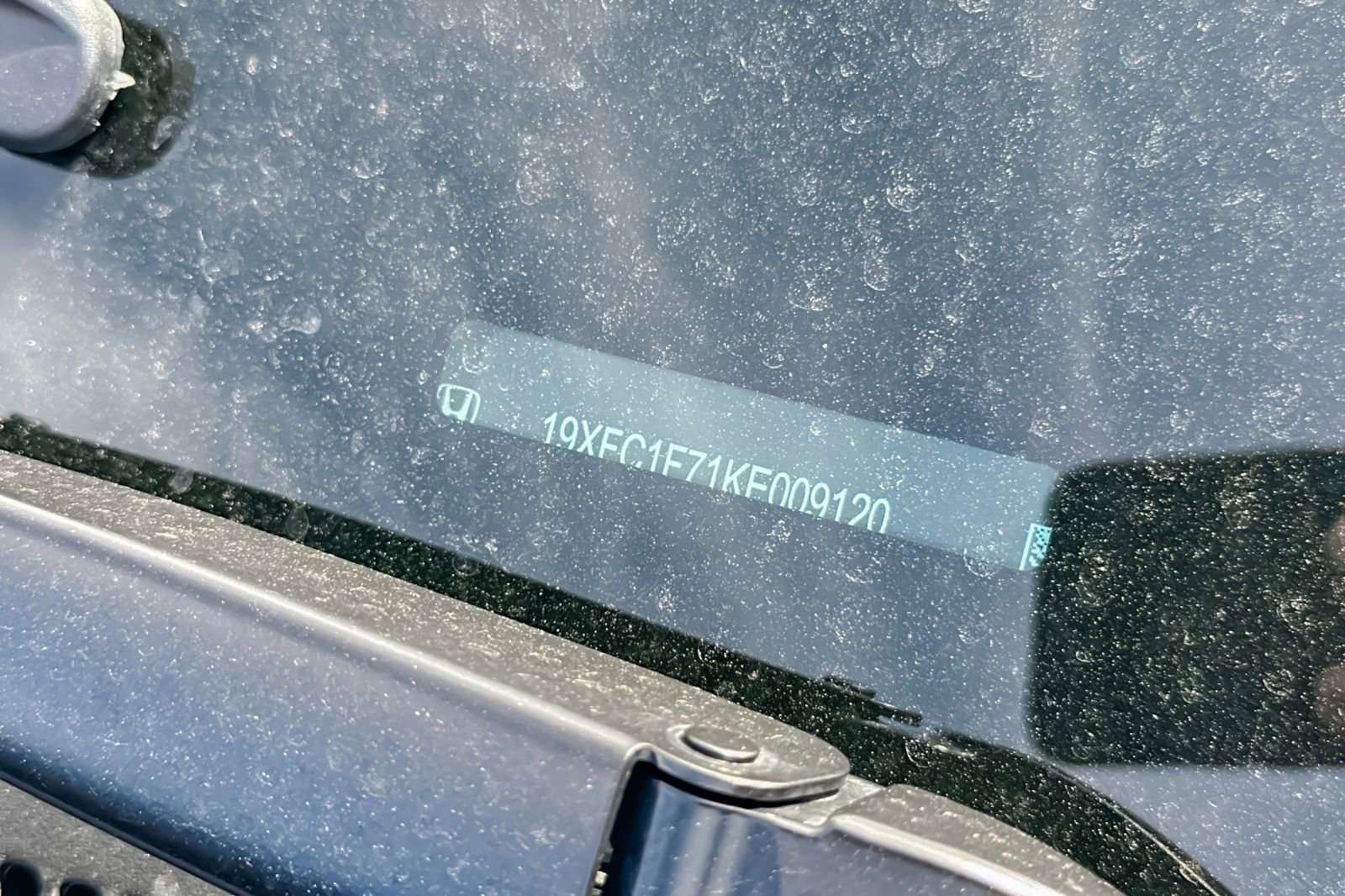 Used 2019 Honda Civic EX-L image 3