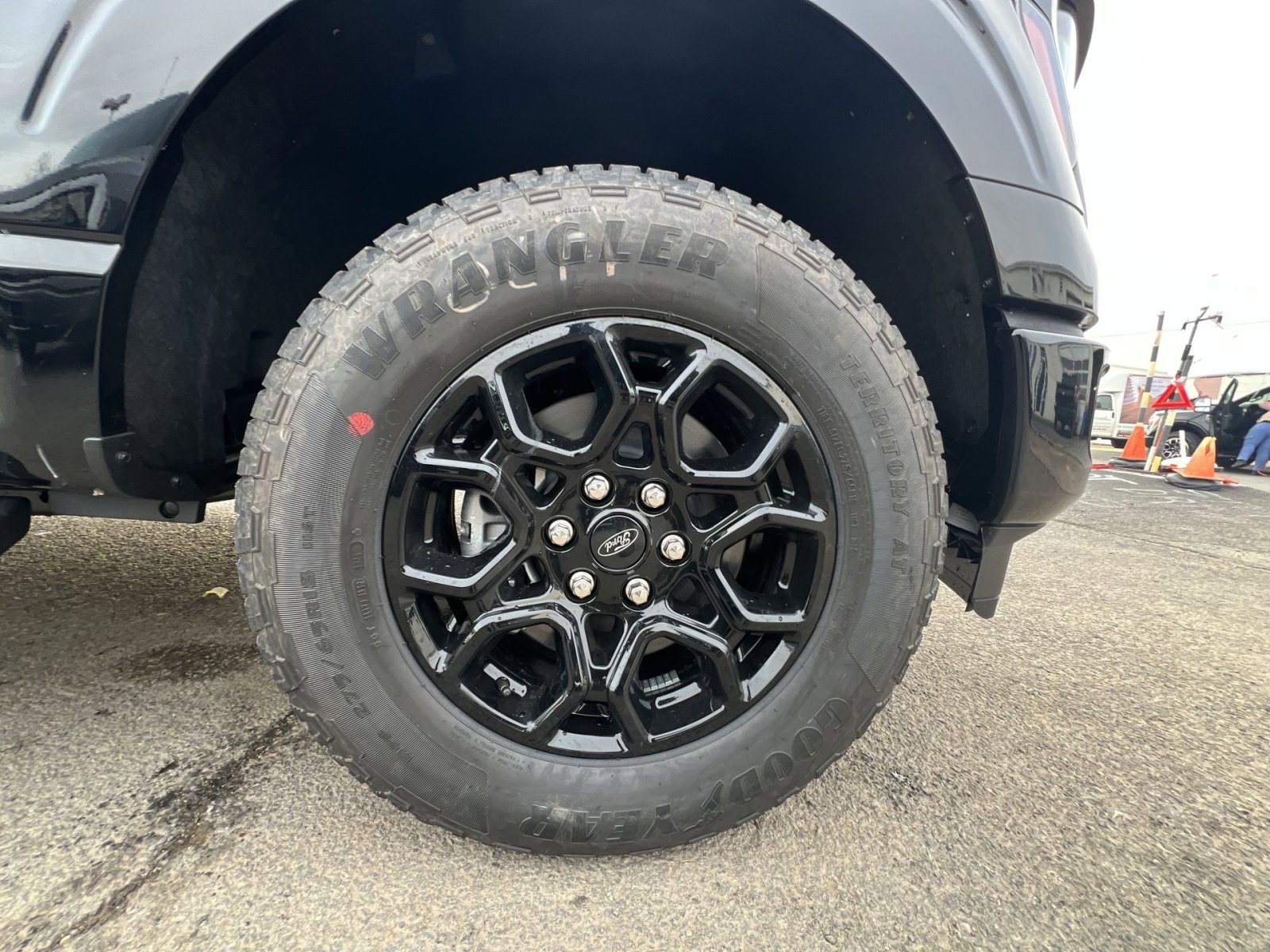 New 2026 Ford F150 XLT w/ Equipment Group 302A MID image 12