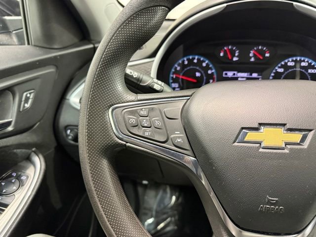 Used 2023 Chevrolet Malibu LT image 14