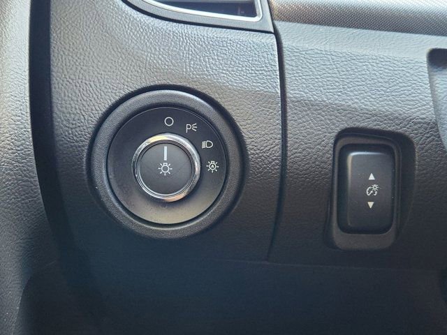 Used 2018 Ford Taurus SHO image 24