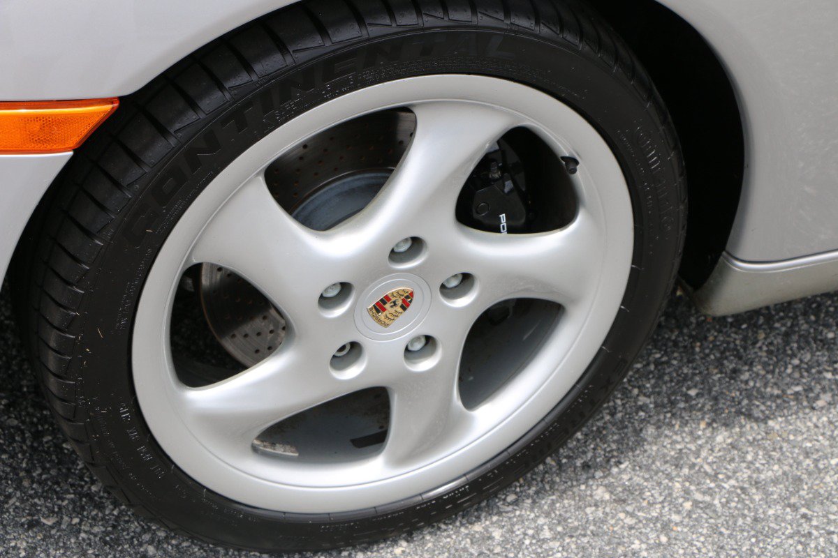 Used 2000 Porsche 911 Cabriolet image 14