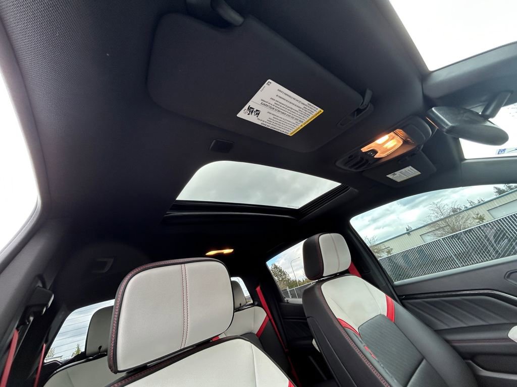 Used 2023 GMC Canyon AT4X w/ Edition 1 image 27