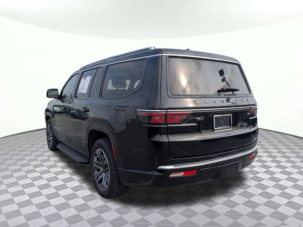 Used 2024 Jeep Wagoneer Series II w/ Flexible Seating Group image 5