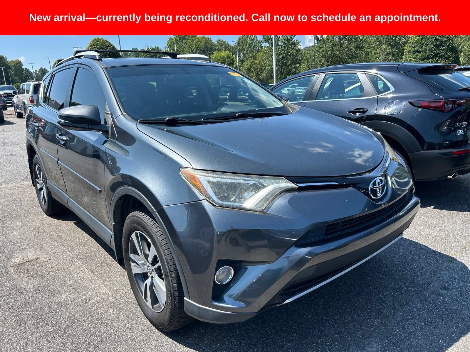 Used 2016 Toyota RAV4 XLE w/ Cargo Management Package AWD/4WD image 2