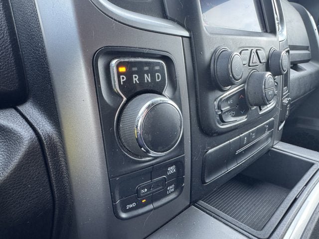 Used 2022 RAM 1500 Classic Warlock w/ Ceramic Gray Warlock Package AWD/4WD image 24