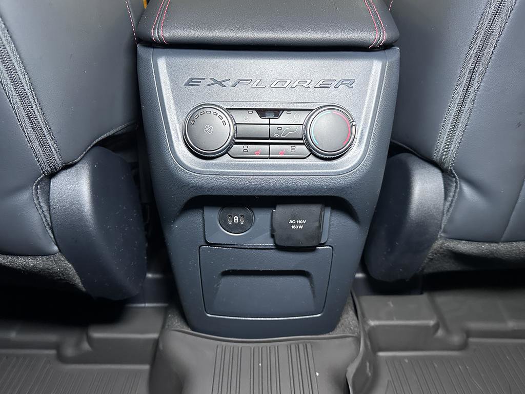 New 2026 Ford Explorer ST-Line w/ ST-Line Street Pack image 27