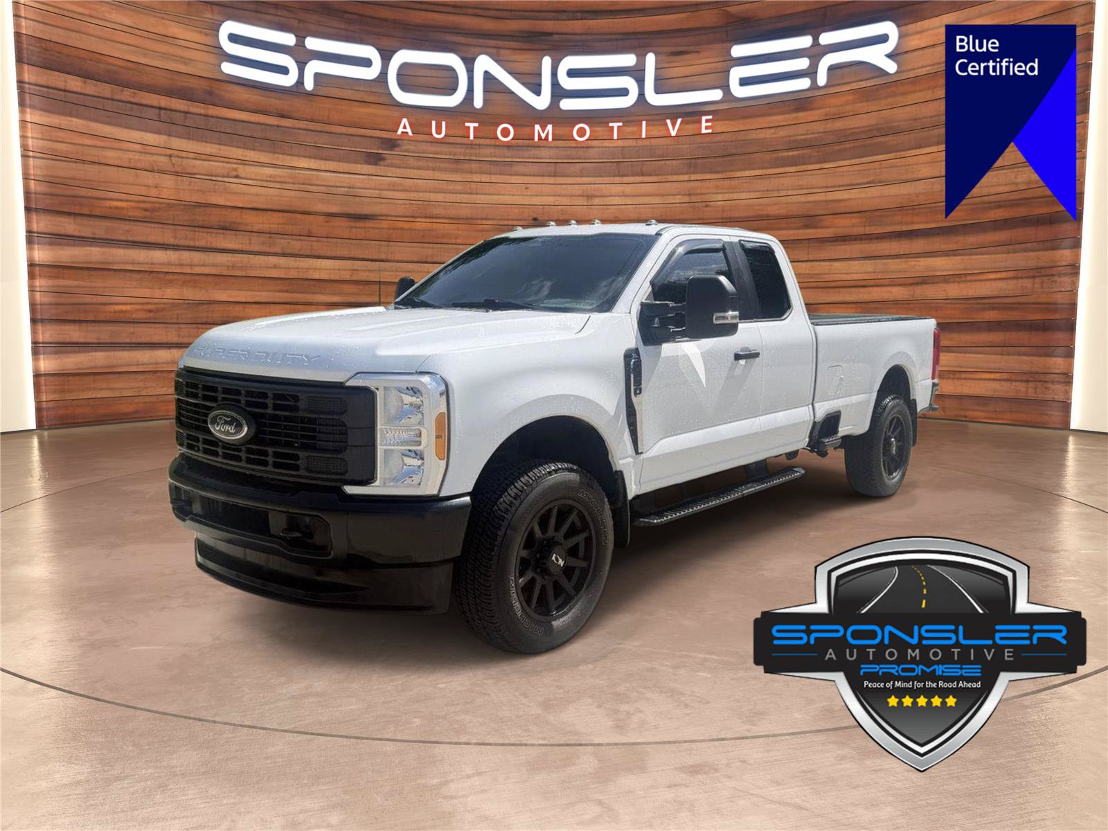Used 2023 Ford F250 XL w/ Snow Plow/Camper Package AWD/4WD image 1