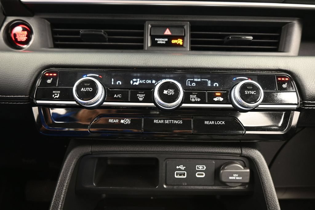 Used 2025 Honda Pilot Touring image 31