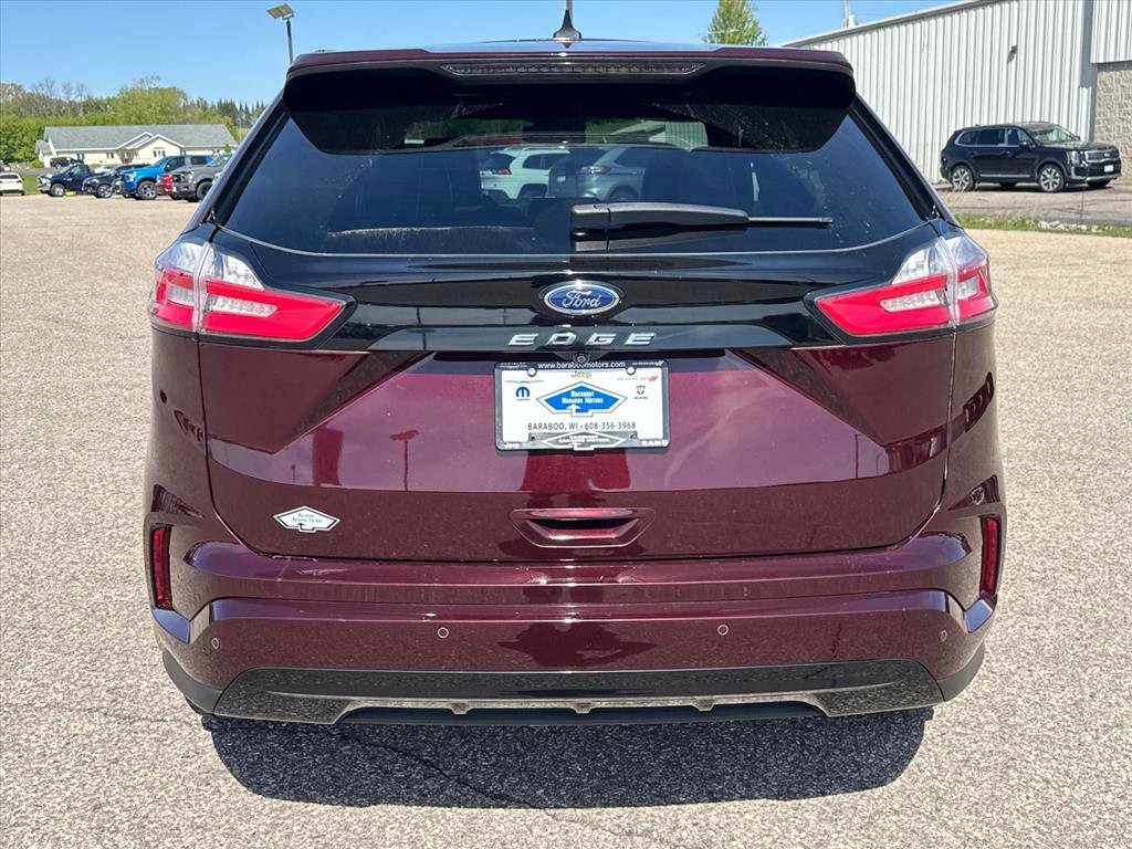 Used 2022 Ford Edge ST-Line AWD/4WD image 3