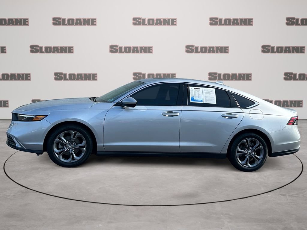 Used 2023 Honda Accord EX image 2