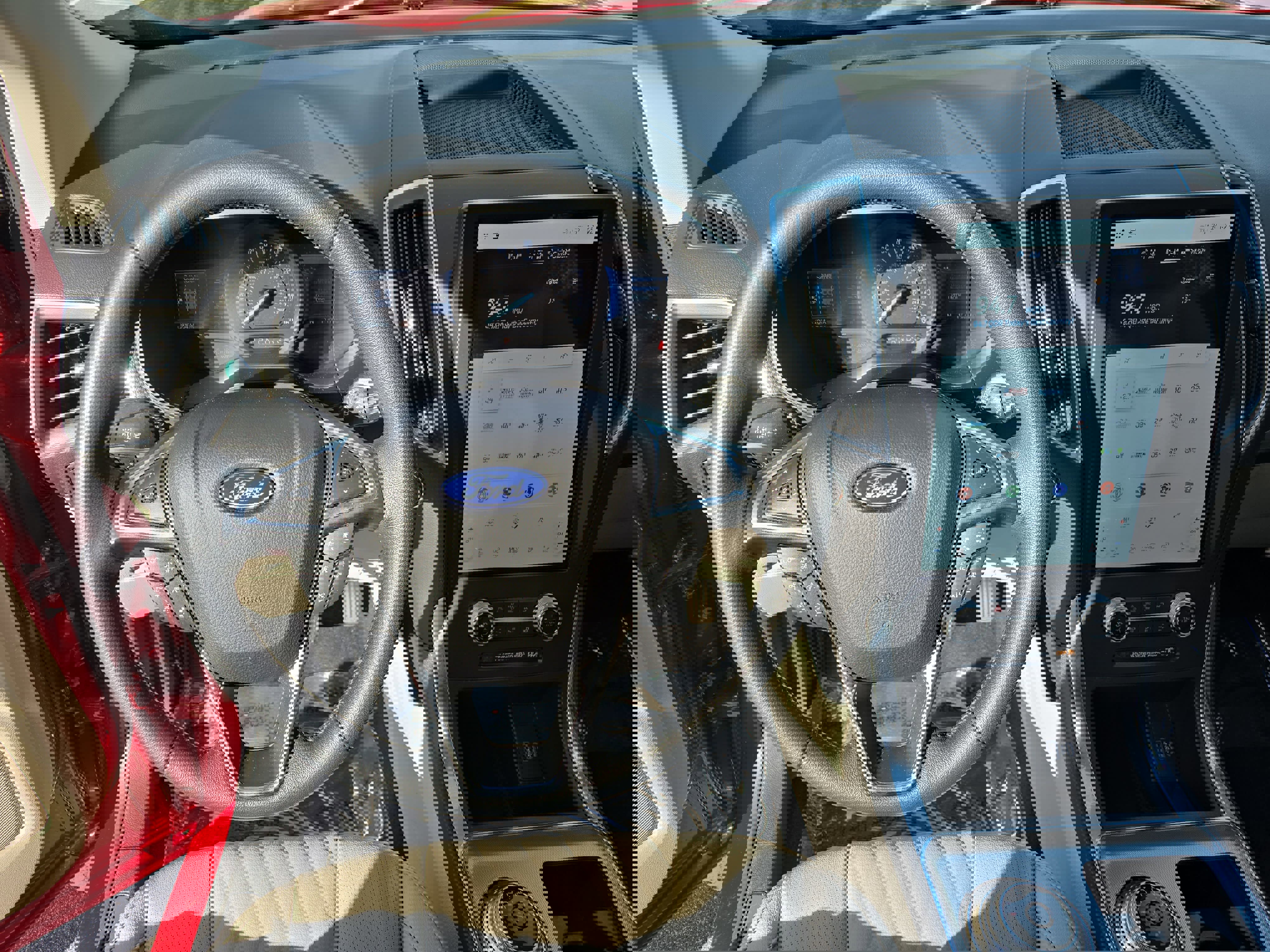 Used 2023 Ford Edge Titanium w/ Equipment Group 301A image 15