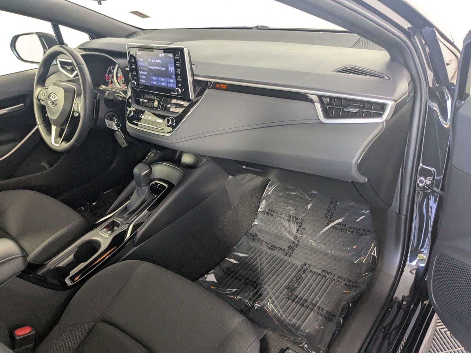 Used 2021 Toyota Corolla SE FWD image 30
