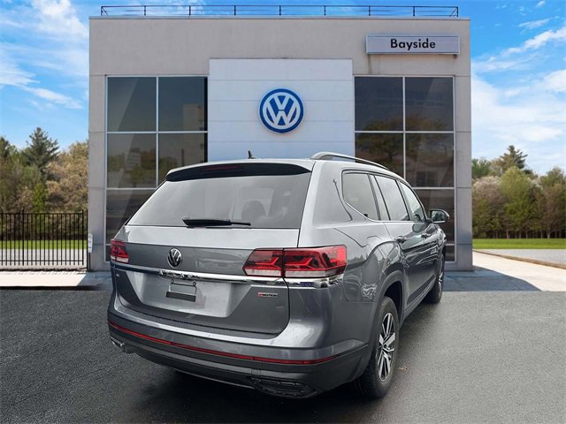 Used 2022 Volkswagen Atlas SE image 4