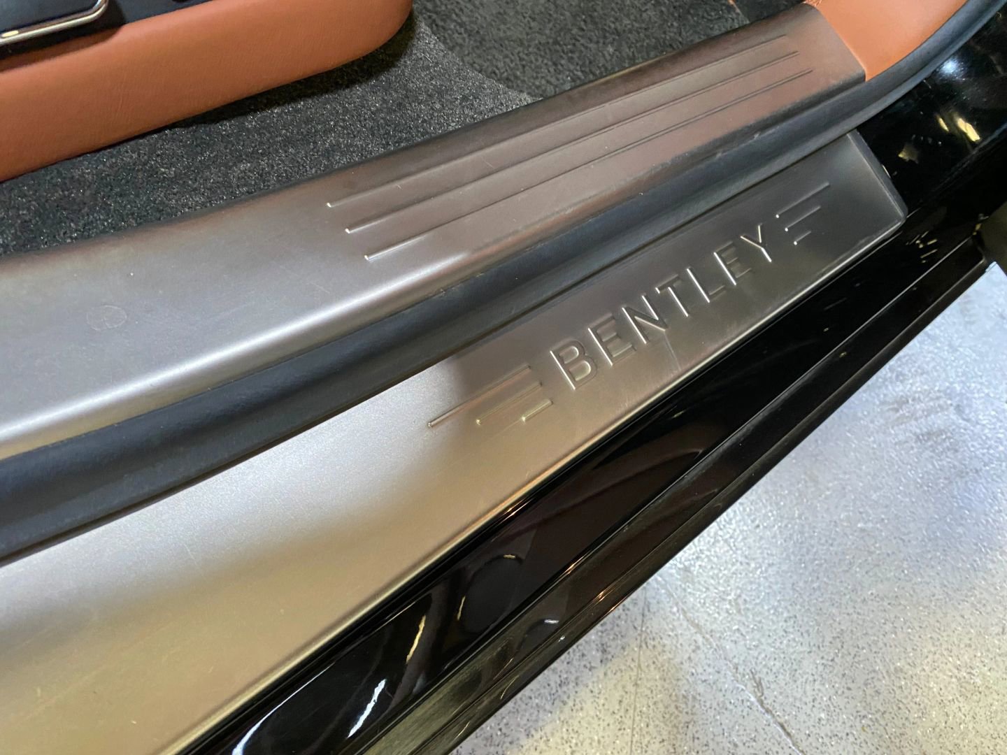 Used 2015 Bentley Flying Spur V8 AWD/4WD image 31