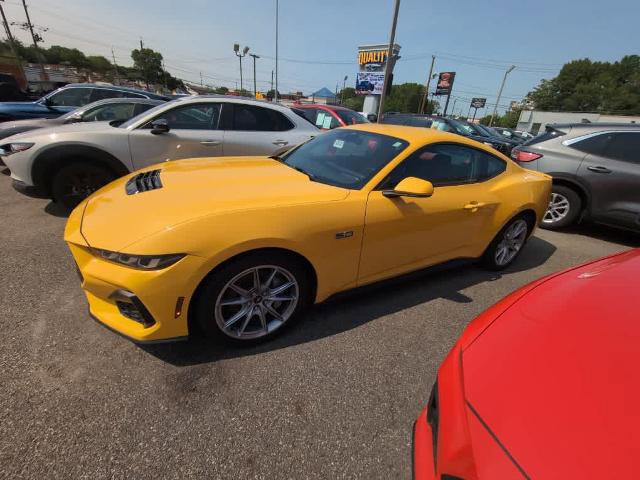 Certified 2024 Ford Mustang GT Premium RWD image 4