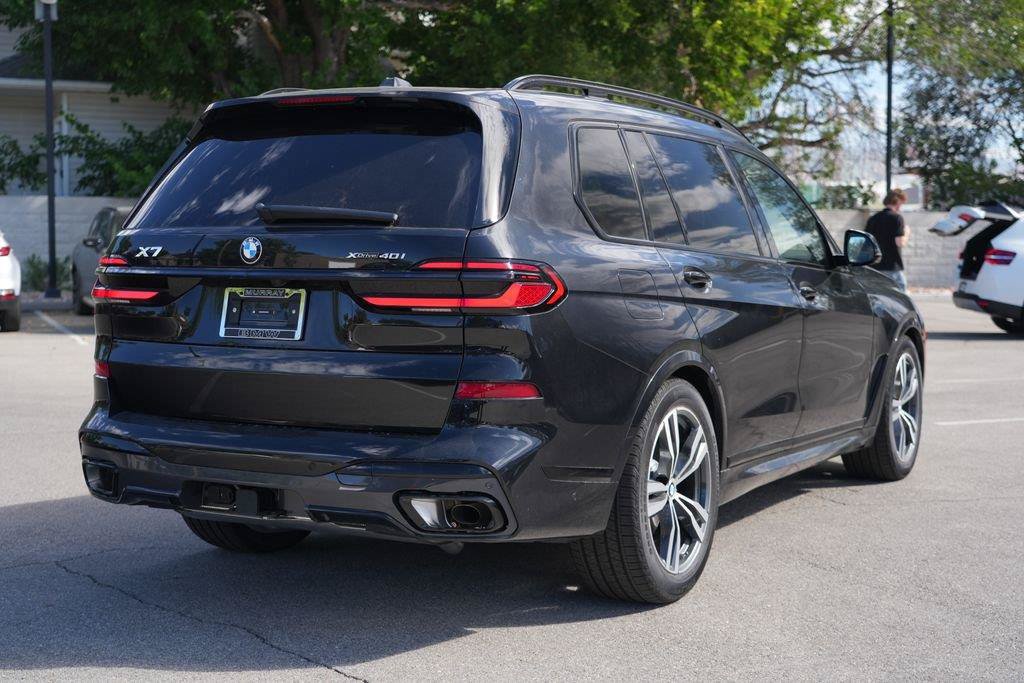 Used 2027 BMW X7 xDrive40i w/ M Sport Package AWD/4WD image 5