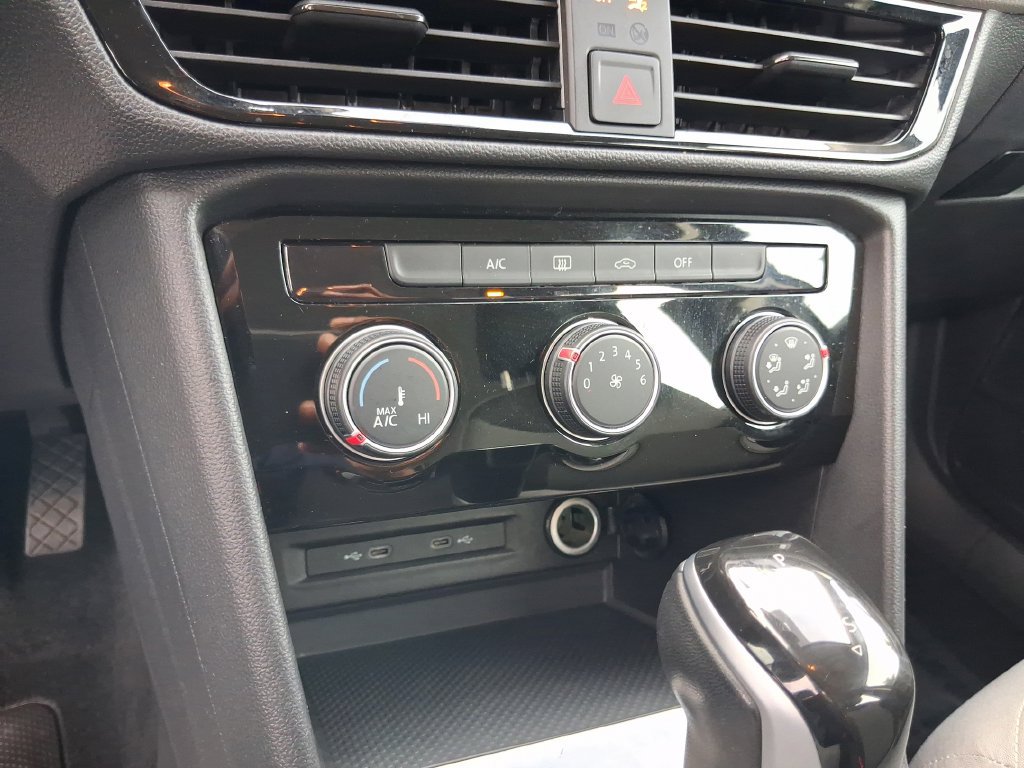 Used 2024 Volkswagen Taos S FWD image 20