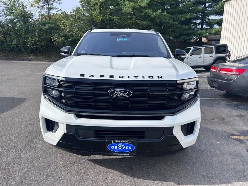 New 2025 Ford Expedition Max Platinum image 2