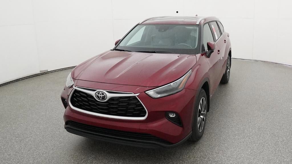 New 2026 Toyota Highlander XLE AWD/4WD image 16