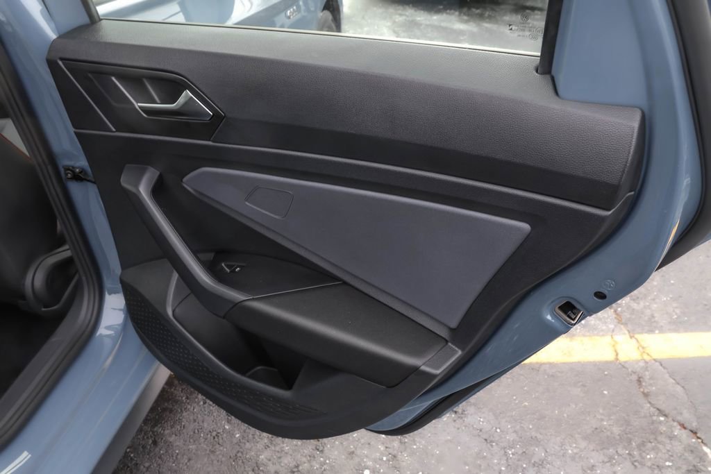 Used 2025 Volkswagen Jetta GLI Autobahn w/ GLI Black Package image 30