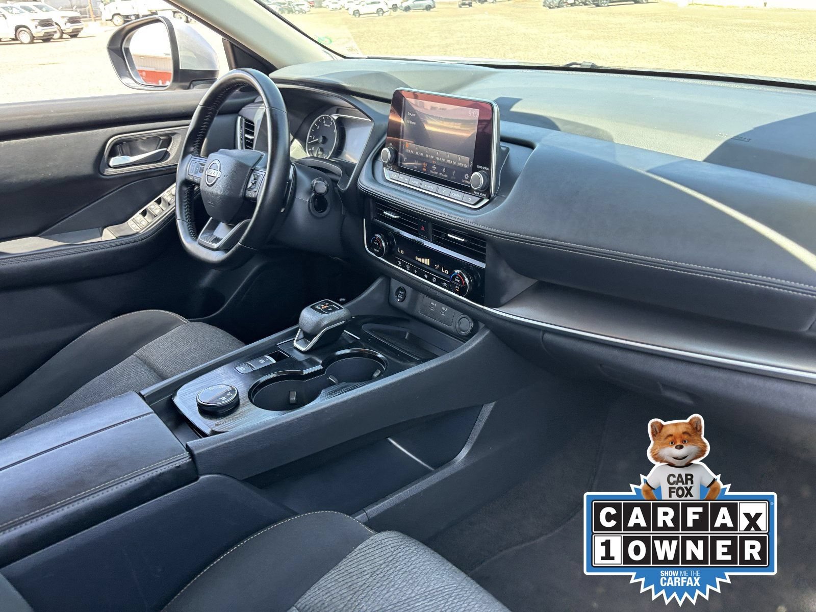 Used 2025 Nissan Rogue SV AWD/4WD image 13