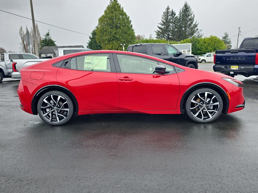 New 2026 Toyota Prius Plug-In Hybrid image 7