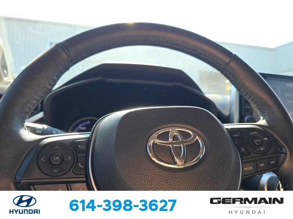 Used 2021 Toyota RAV4 Limited AWD/4WD image 23