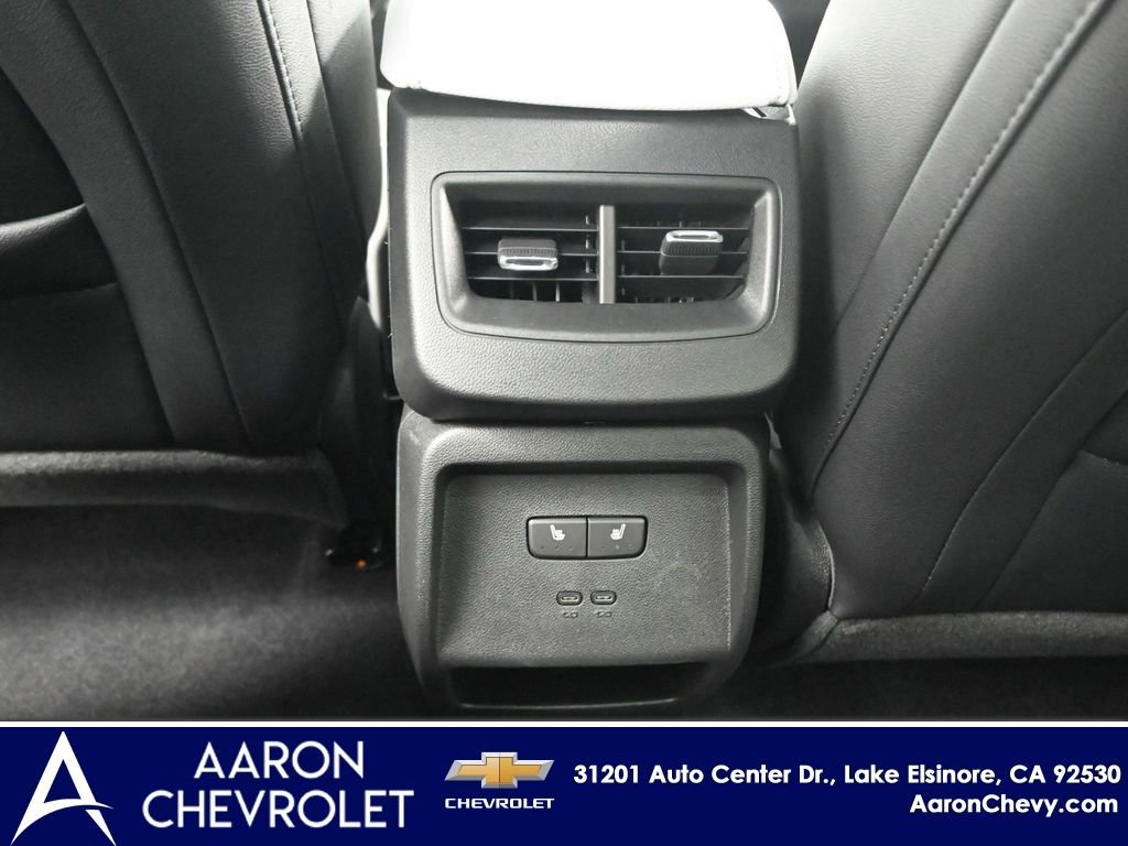 New 2025 Chevrolet Equinox EV LT w/ Convenience Package II AWD/4WD image 19