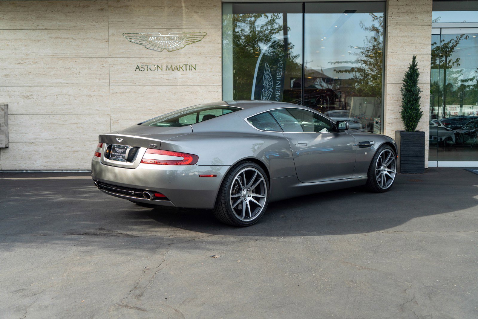 Used 2006 Aston Martin DB9 Coupe RWD image 45