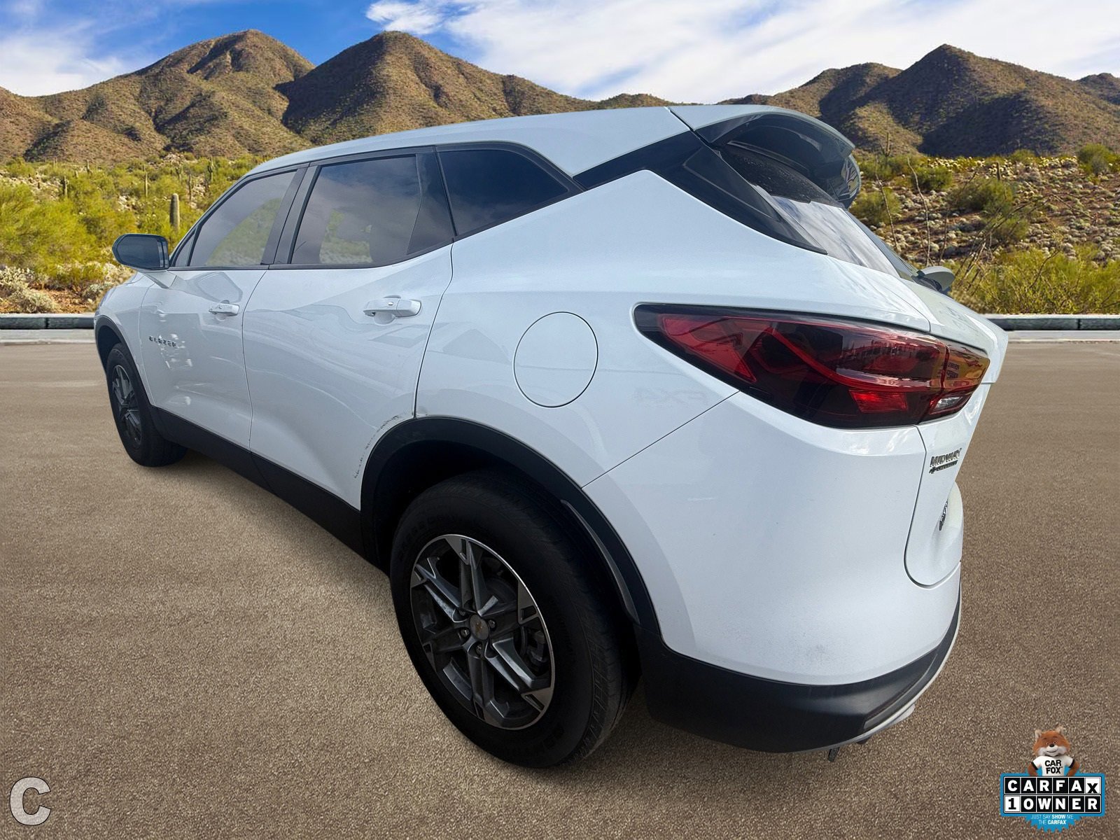 Used 2023 Chevrolet Blazer LT image 3