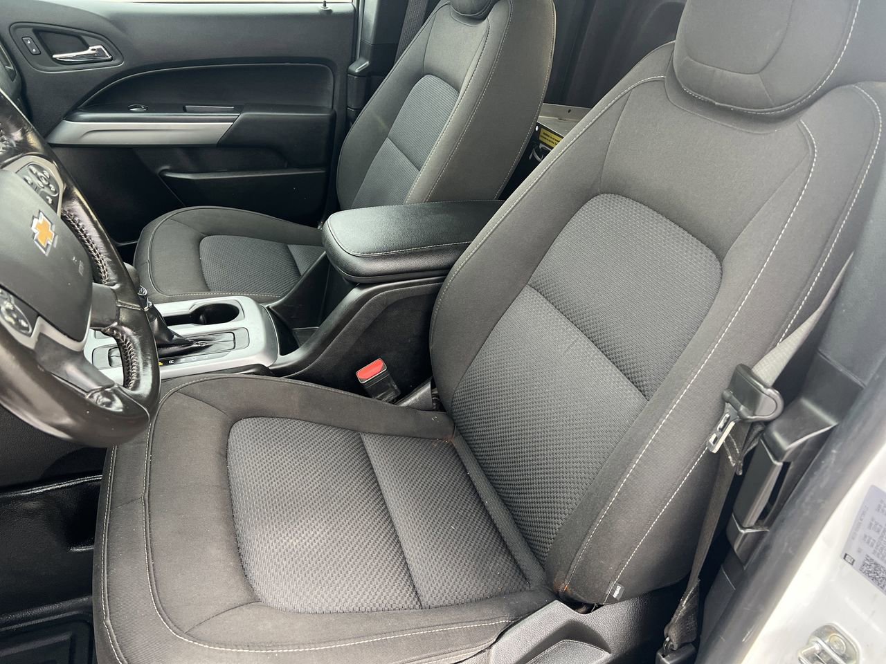 Used 2022 Chevrolet Colorado LT w/ Fleet Safety Package image 20