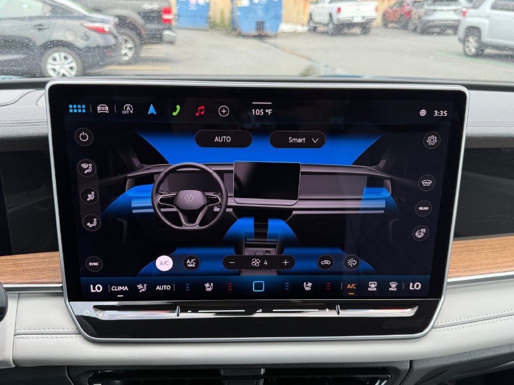 New 2026 Volkswagen Tiguan SEL R-Line AWD/4WD image 17