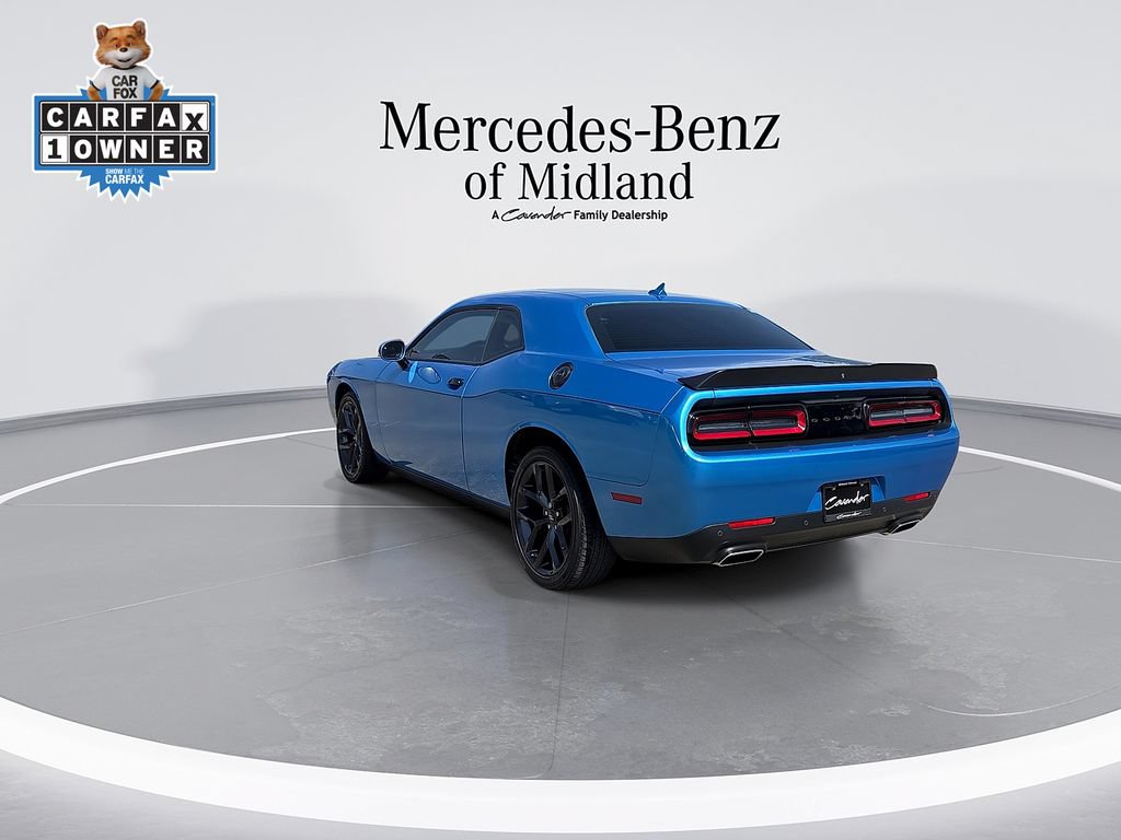 Used 2023 Dodge Challenger SXT w/ Plus Package RWD image 6