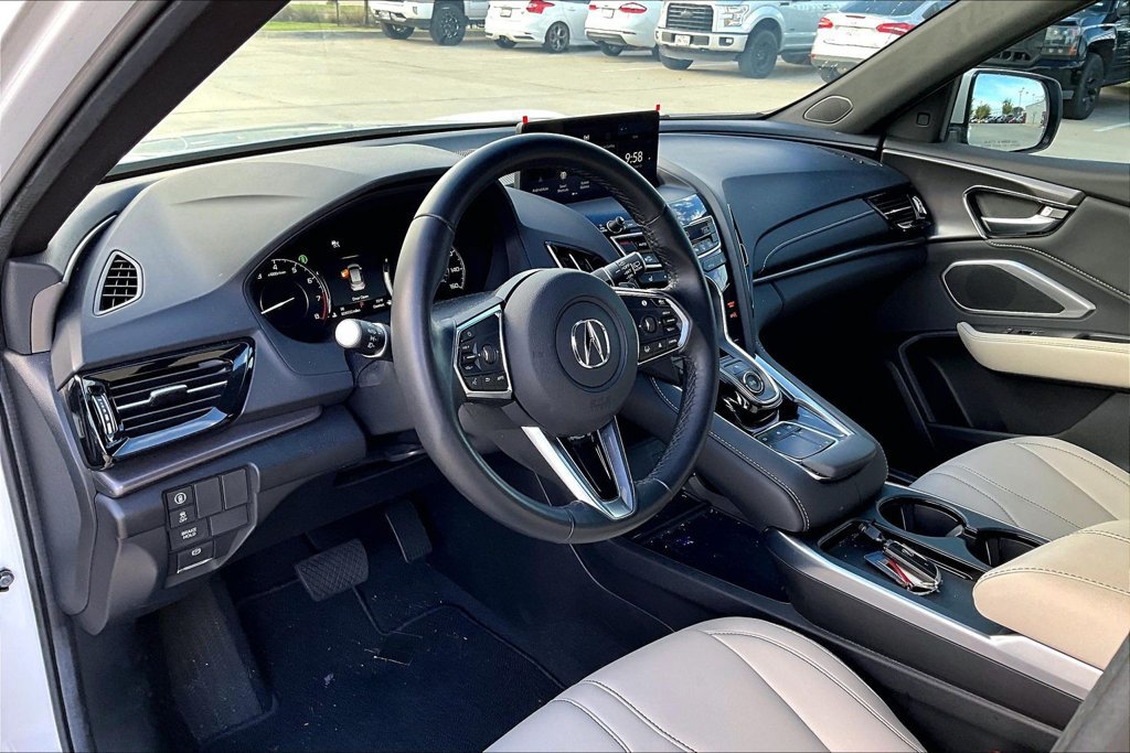 Used 2025 Acura RDX SH-AWD image 15
