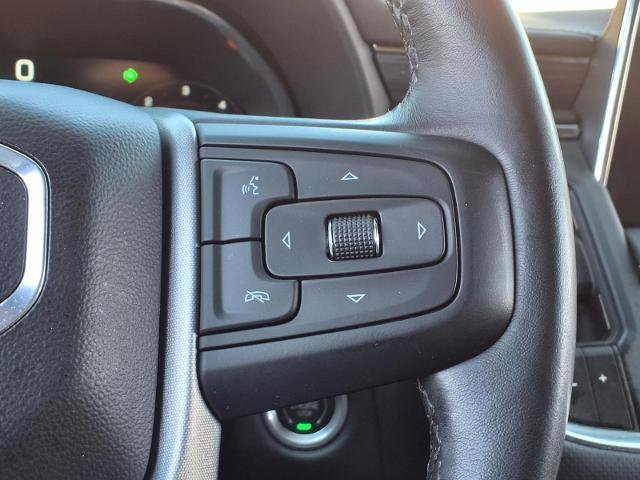 Used 2022 GMC Yukon SLT w/ SLT Premium Package image 13