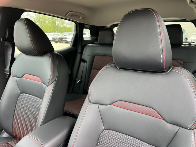 New 2026 Nissan Kicks SR w/ Cold Weather Package AWD/4WD image 9