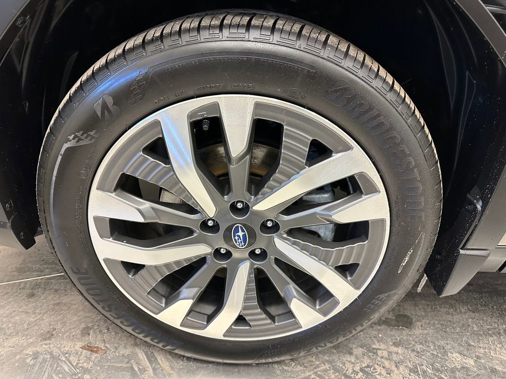 Used 2025 Subaru Forester Touring image 41