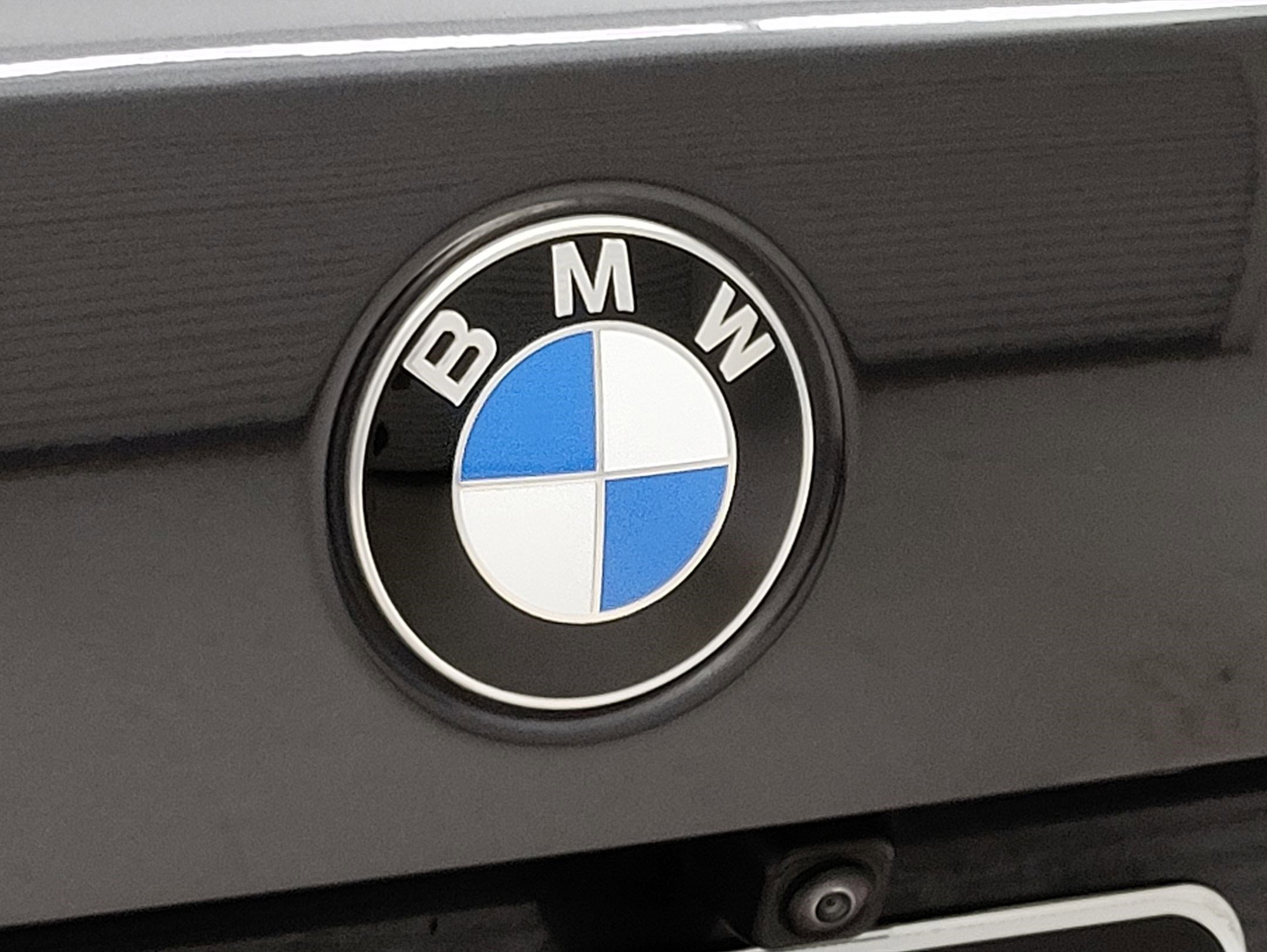 Certified 2023 BMW X5 sDrive40i w/ Parking Assistance Package image 9