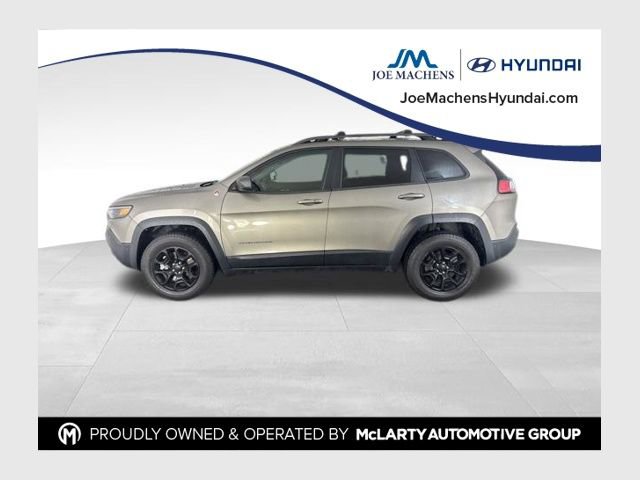 Used 2019 Jeep Cherokee Trailhawk AWD/4WD image 1