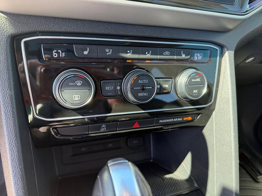 Used 2021 Volkswagen Atlas SEL image 33