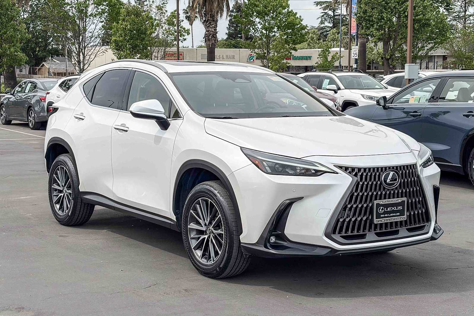 Used 2024 Lexus NX 350h AWD image 5