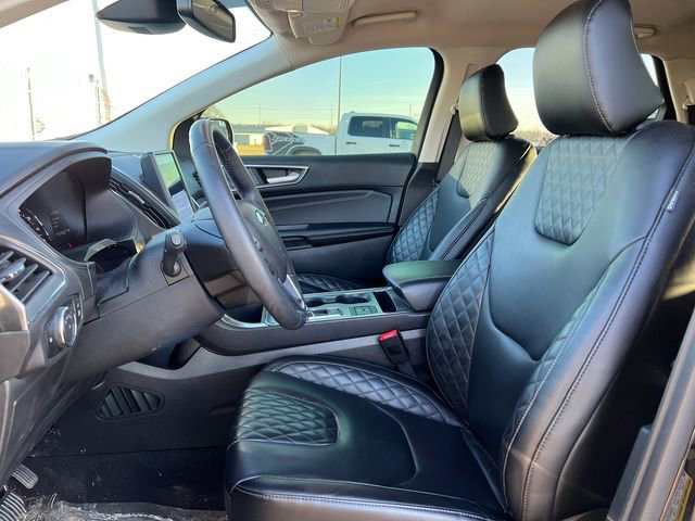 Certified 2024 Ford Edge Titanium image 4