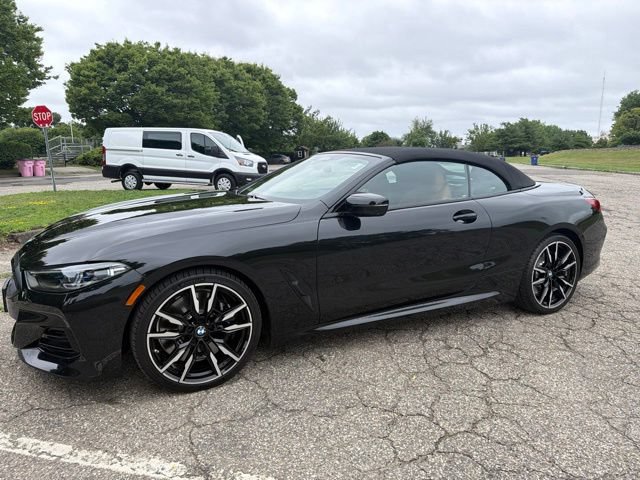 Used 2025 BMW M850i xDrive Convertible AWD/4WD image 4