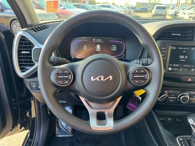 Certified 2025 Kia Soul LX image 25