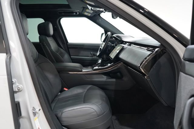 Used 2024 Land Rover Range Rover Sport Dynamic SE image 35