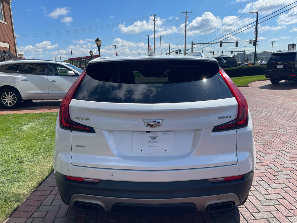 Used 2020 Cadillac XT4 Premium Luxury w/ Driver Awareness Package AWD/4WD image 9