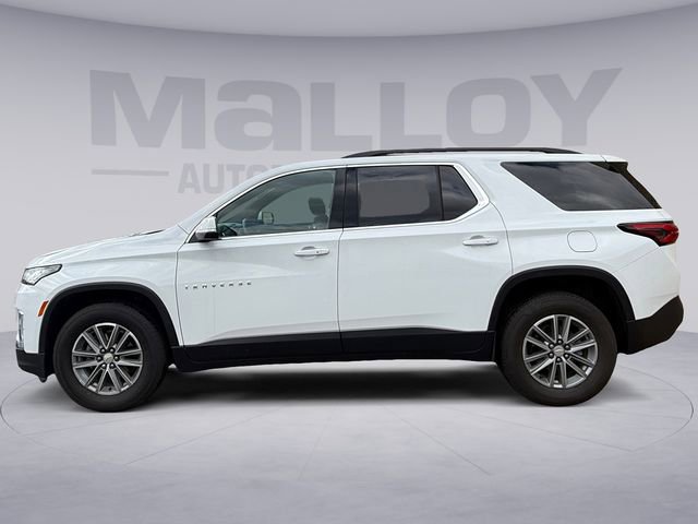 Used 2023 Chevrolet Traverse LT image 2