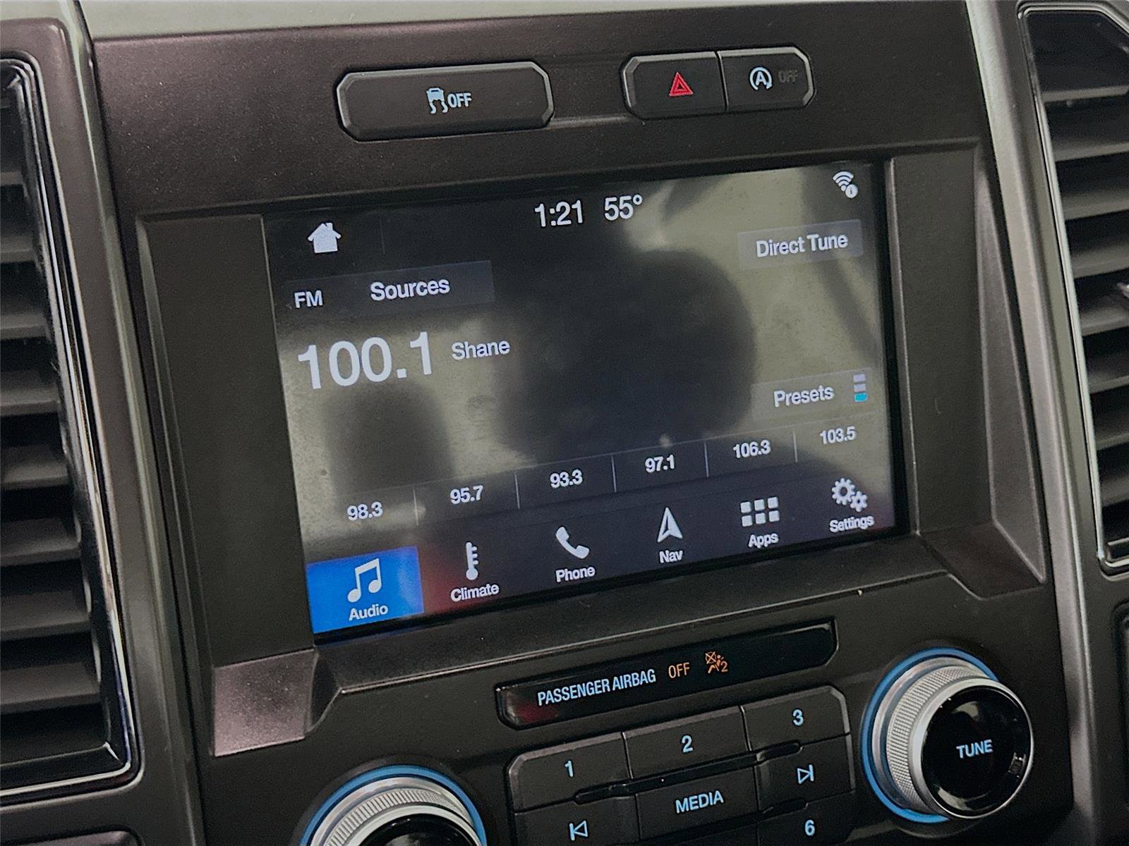 Used 2018 Ford F150 Lariat w/ Equipment Group 502A Luxury image 7