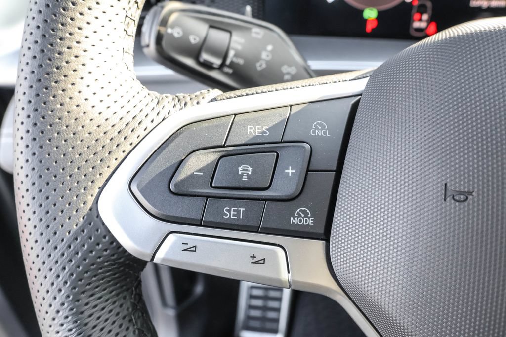 New 2026 Volkswagen Tiguan SE R-Line AWD/4WD image 26