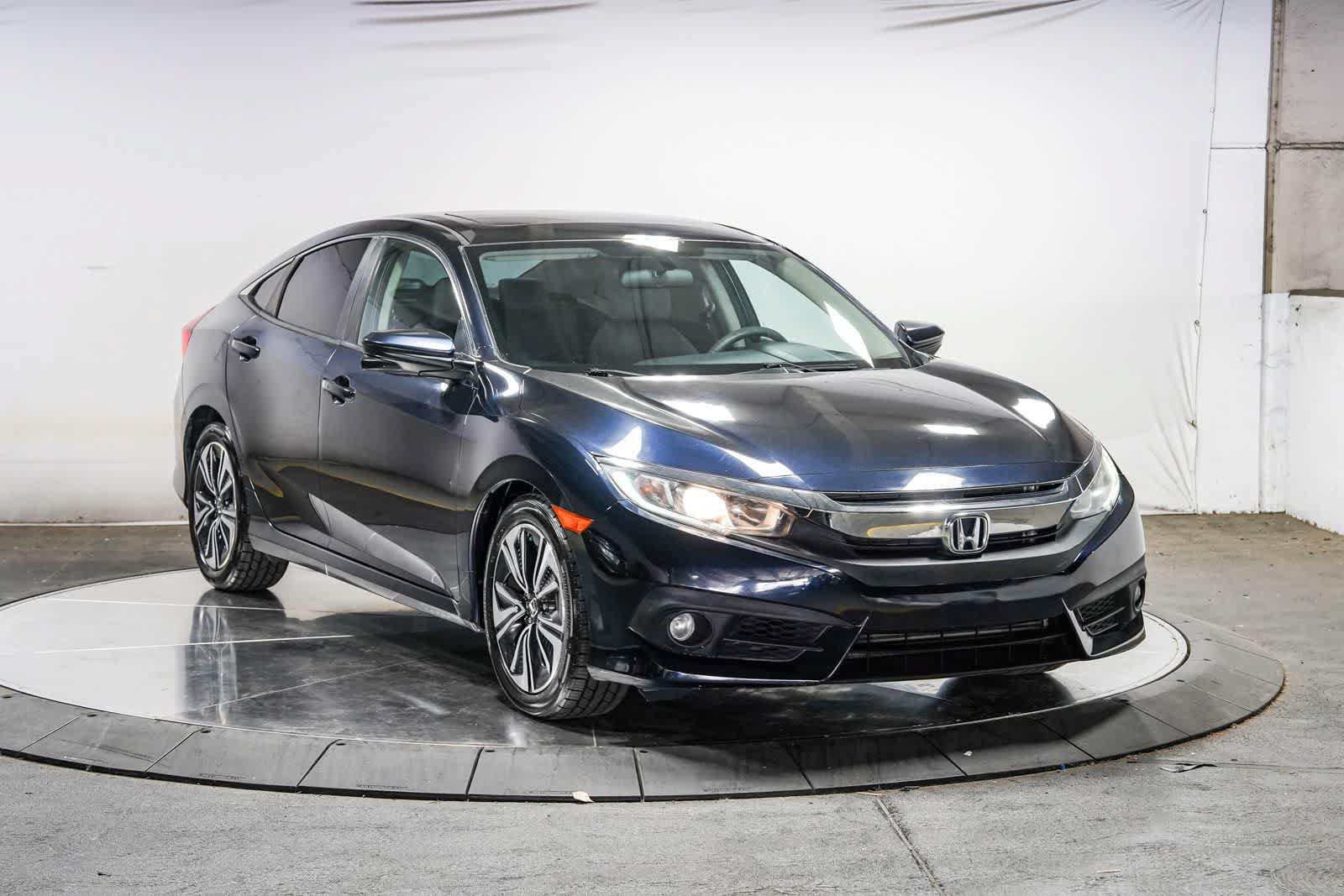 Used 2017 Honda Civic EX-T image 5